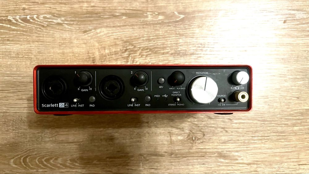 Звукова карта Focusrite 2i4 2nd gen