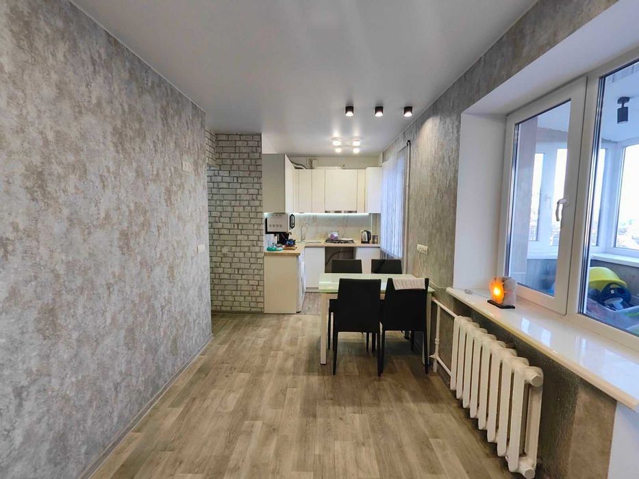 ЗДАМ 2-ох кімнатну квартиру по вул.Днепр. шоссе з новим ремонтом