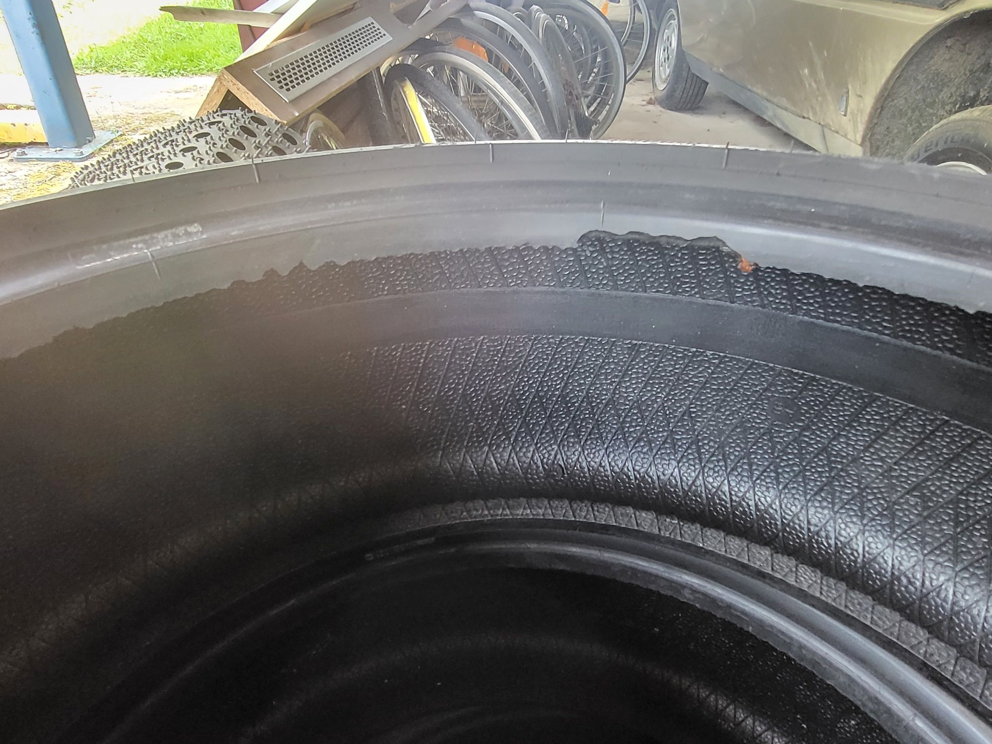 Goodyear vector 3 wielosezonowe 195x45x16