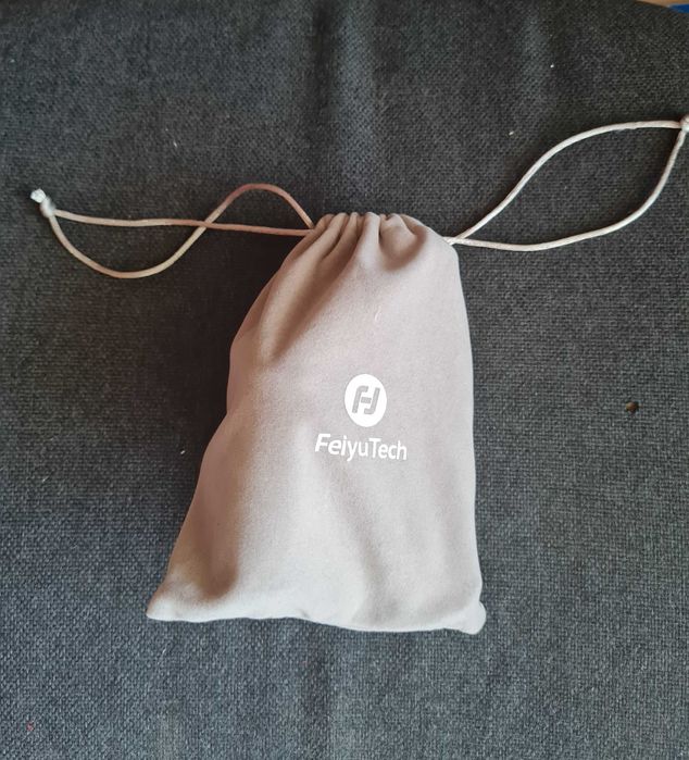 Стабілізатор для смартфонов і екшен-камер