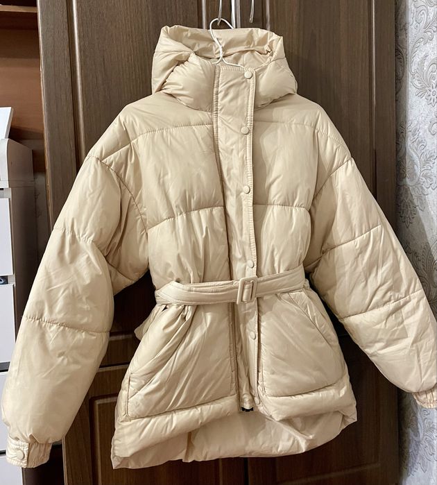 Жіноча зимова куртка