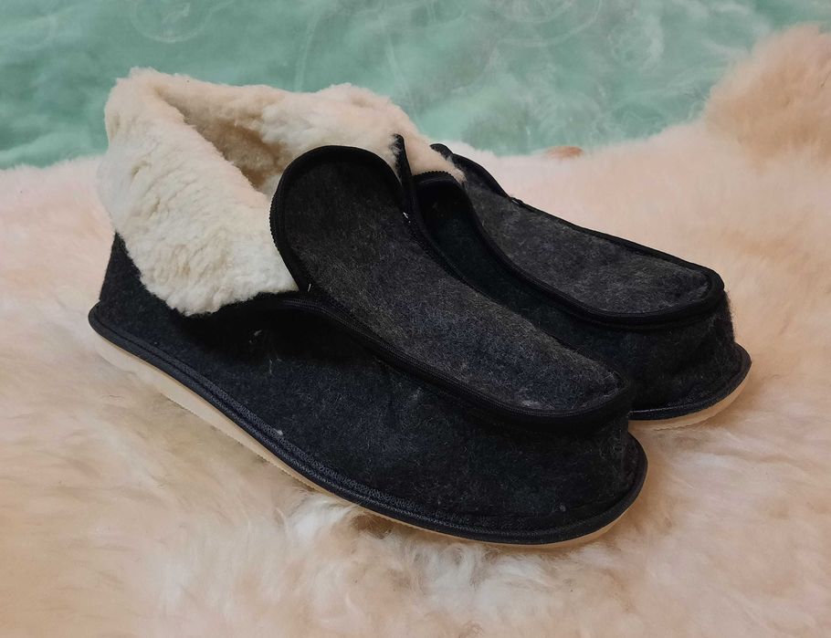 Чоловічі кімнатні чуні-калоші з овчиною (із задником), тапочки-чуні