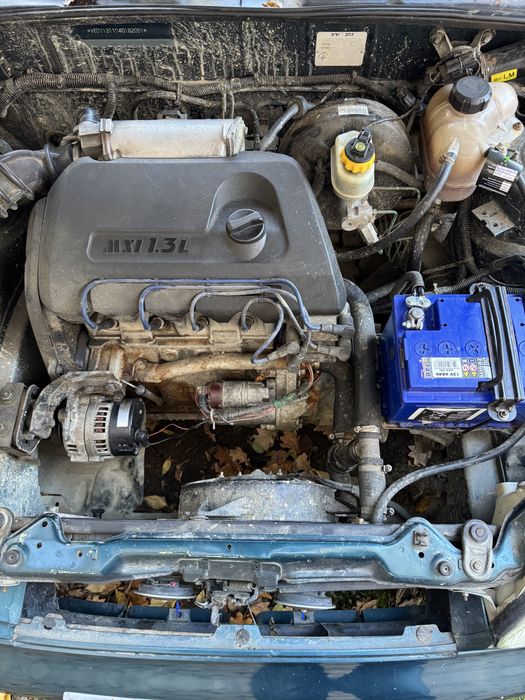 Daewoo Sens зеленого кольору