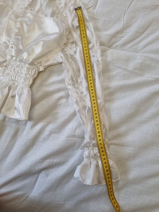 Нарядна блуза...