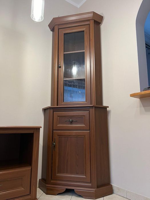 Zestaw mebli komoda, witryna, szafka rtv