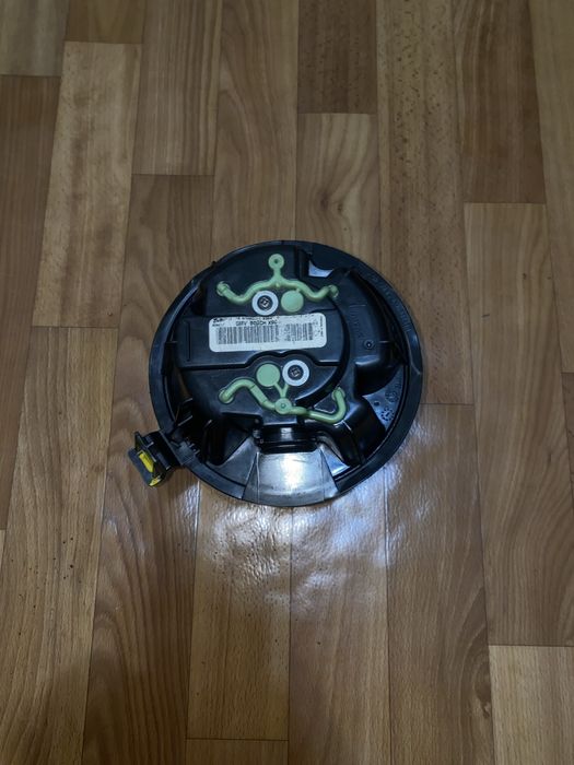 Моторчик вентилятор печки пічки Логан Logan Сандеро GMV BOSCH X90