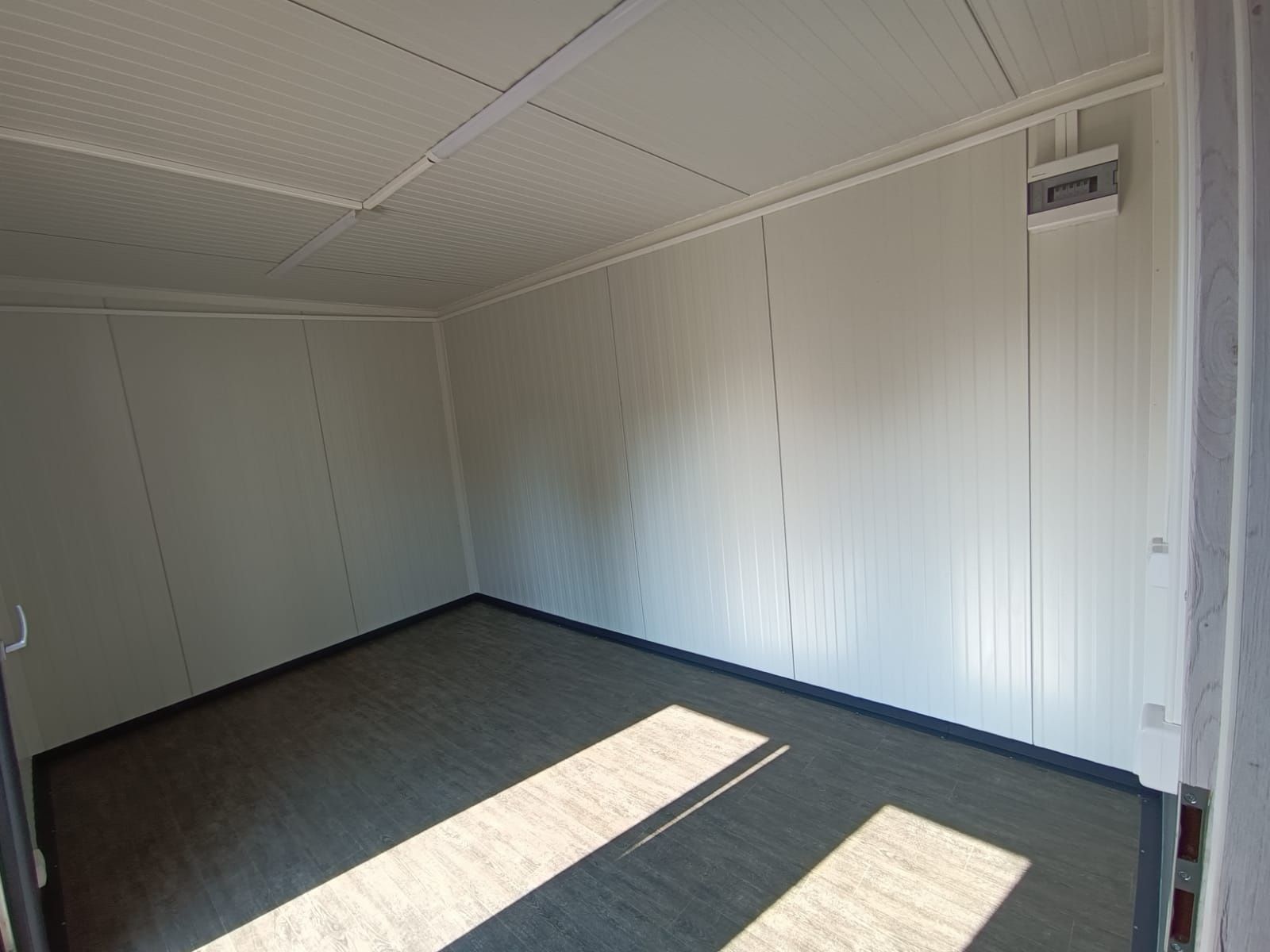 Kontener biurowy / Pawilon / Kontener 6x3m / K085