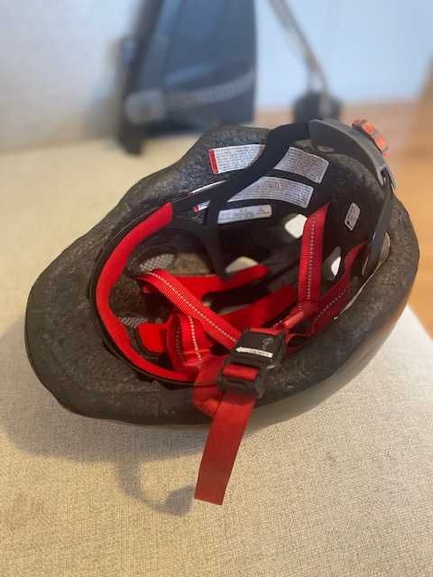 Assento criança bicicleta Römer Jockey² + Capacete Specialized MI0