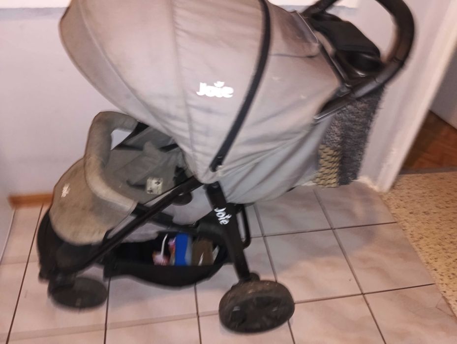 Wózek spacerowy  dla dziewczynki lub chlopca