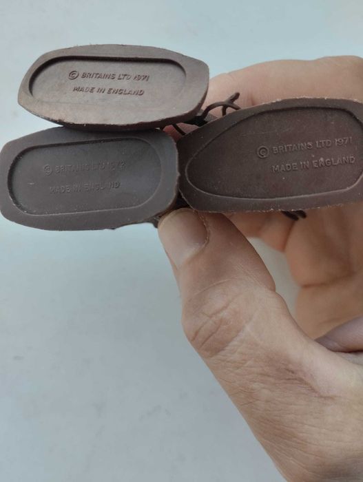 Iндіанці, ковбої Britains