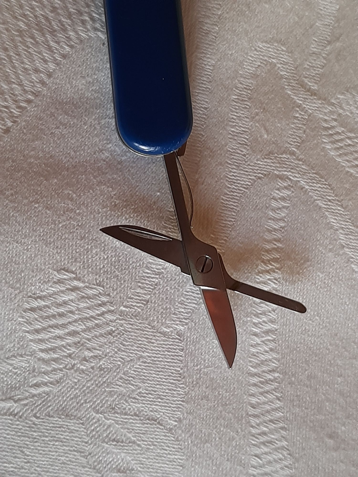 Scyzoryk Victorinox,, mini dl.5,7 cm,,mało używany