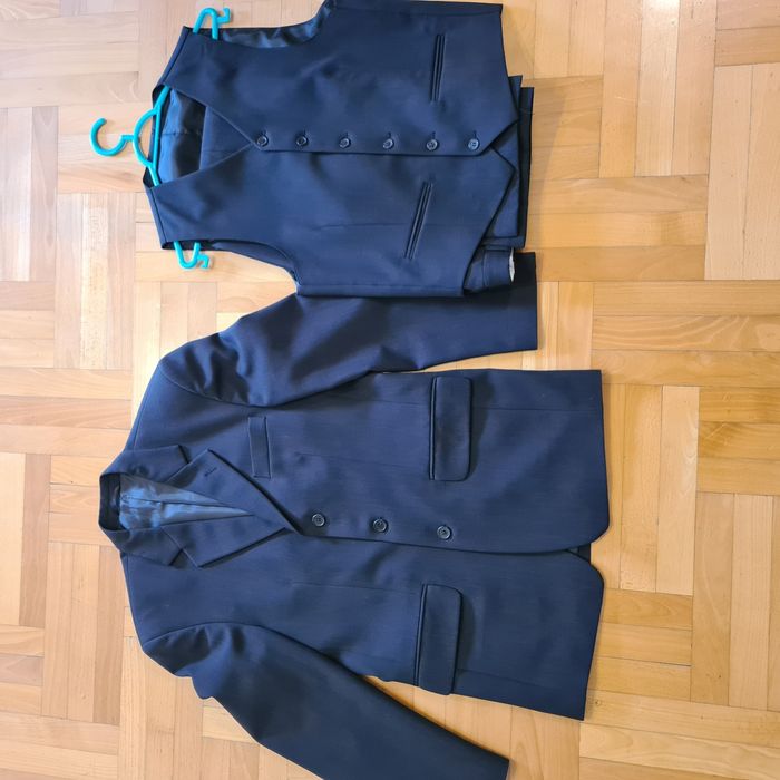 Garnitur czarny / ciemnografitowy 48