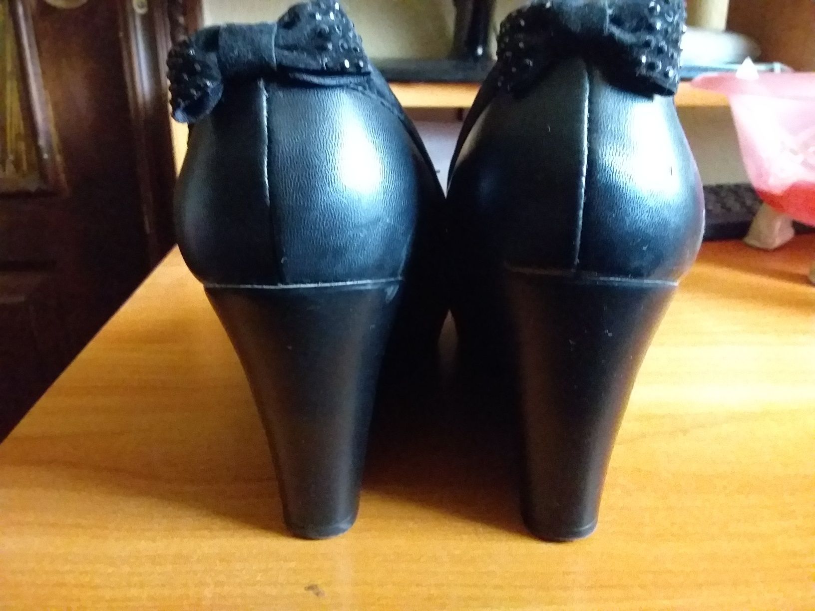 Туфли женские кожанные в Идеале 40 размер  стелька 25 см