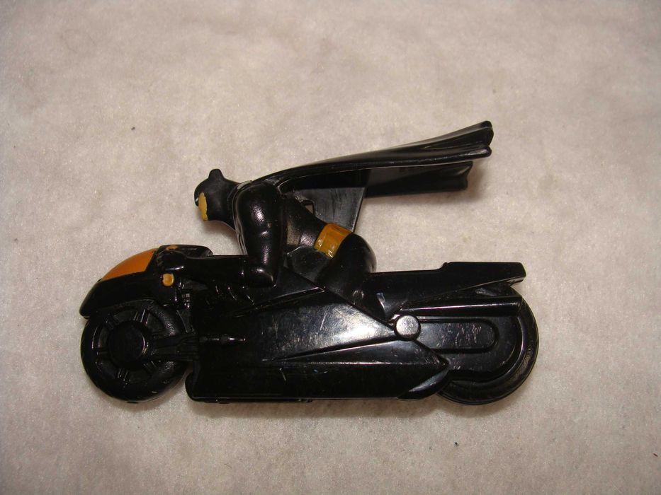 Boneco Batman com Moto - McDonalds