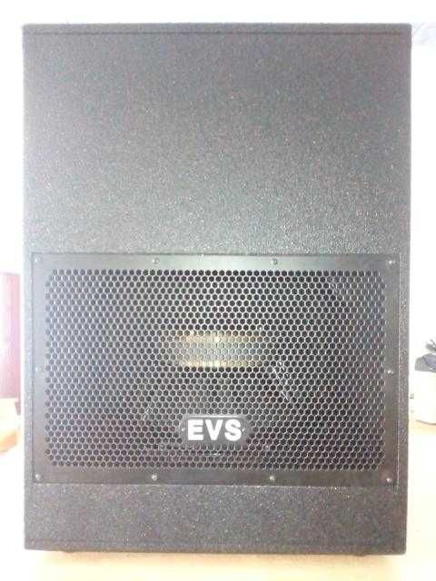 Низові колонки Тапет Горн