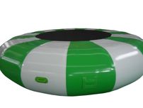Dmuchana trampolina wodna 5 m na wodę biało zielona pompowana