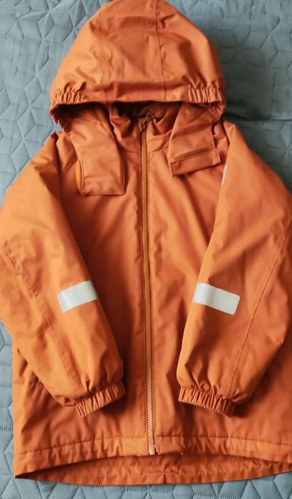 Продам дитячу  зимову куртку Reima