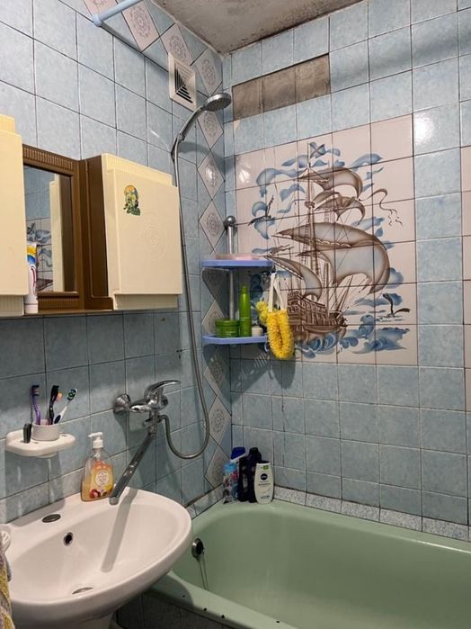 Продам не дорого 3ку Моторобудівників ОСББ не Дорого