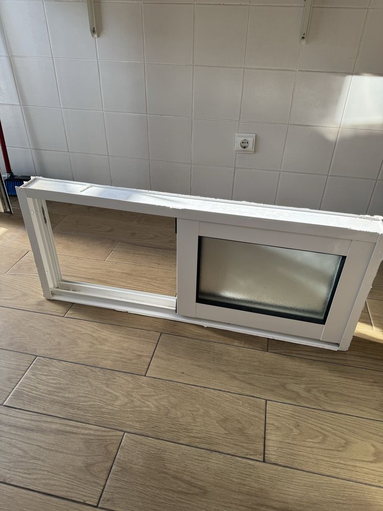 Janela pequena de correr em aluminio para drywall