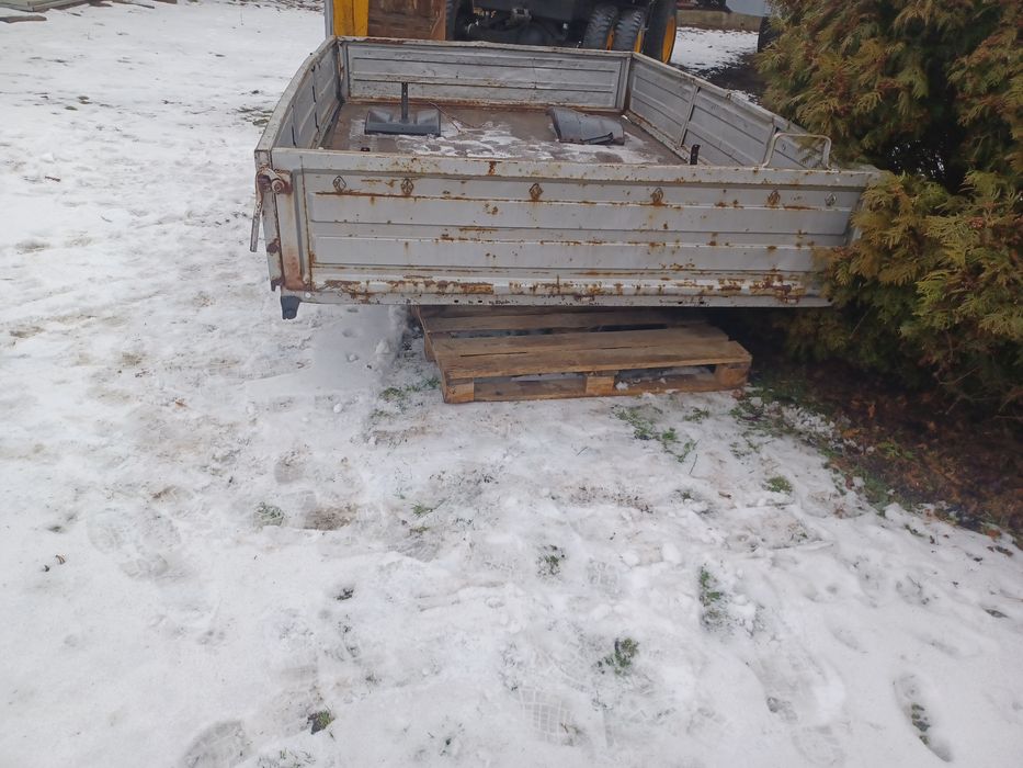 Paka skrzynia ładunkowa