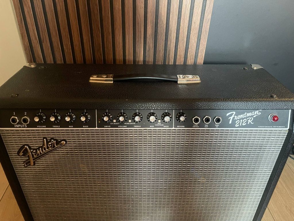 Wzmacniacz gitarowy Fender Frontman 212r