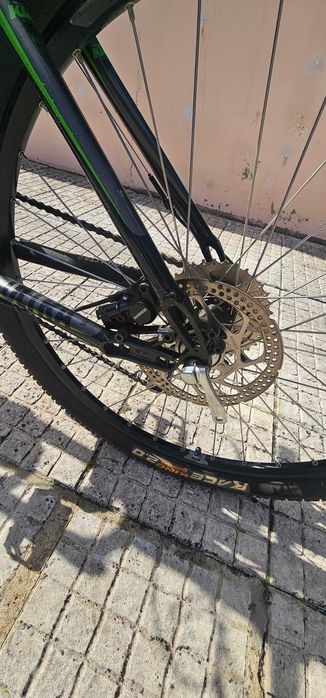 KTM Ultra 26” – Shimano | Suspensão Suntour | Travões hidráulicos