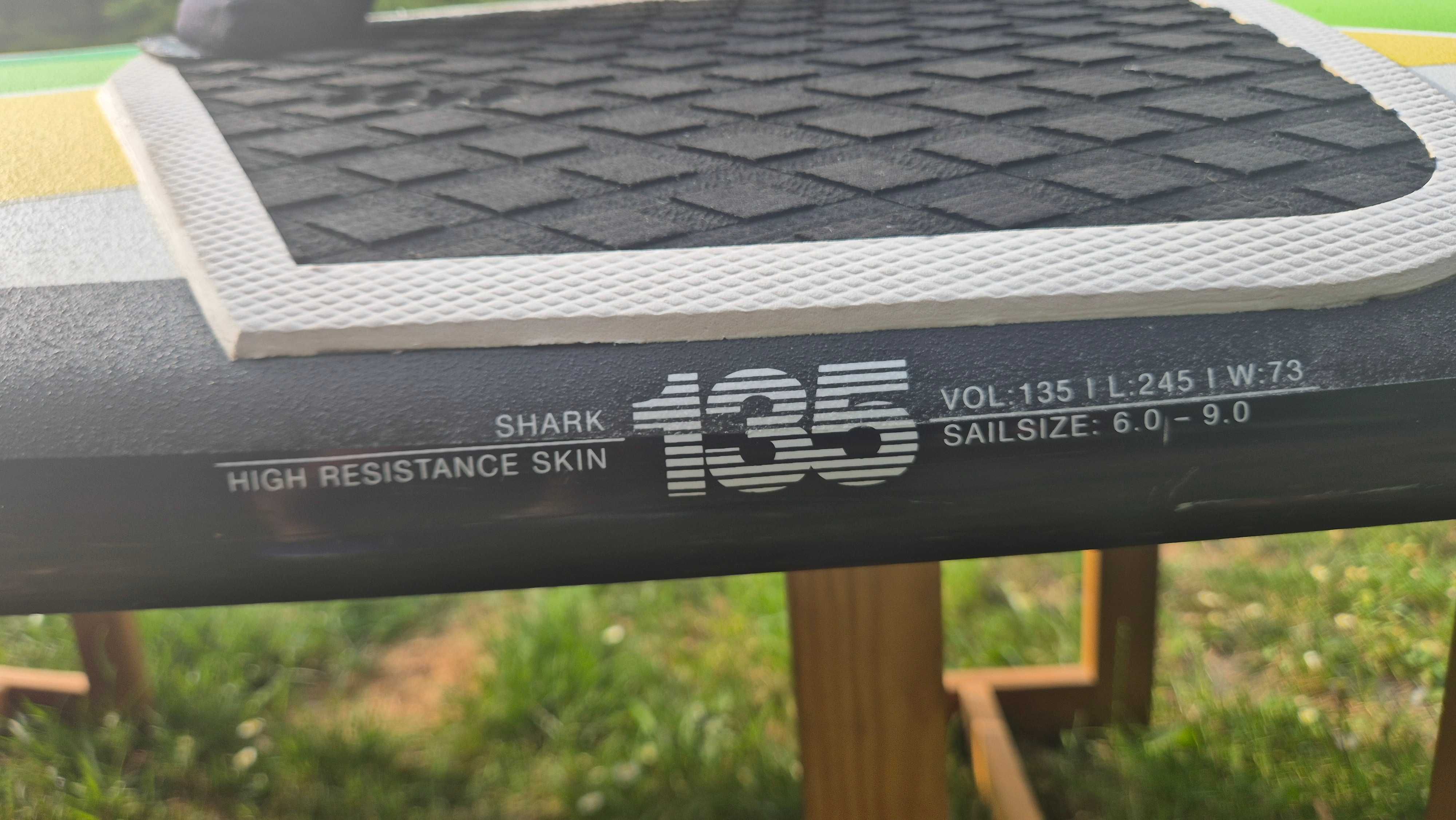 Deska Fanatic Shark 135L HRS Stan idealny strapy i fin