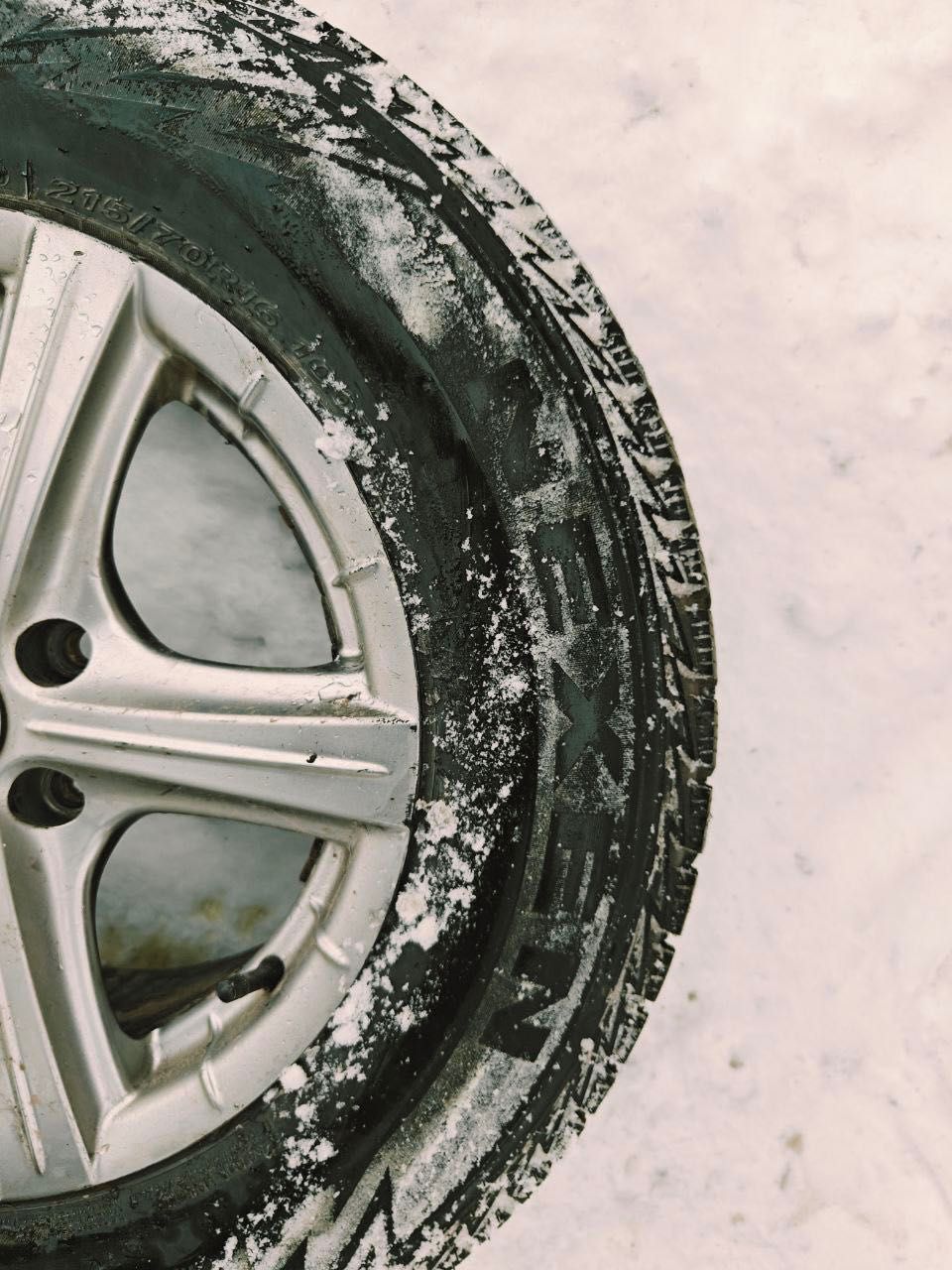 Шини на дисках Nexen 215/70 R16(Корея)