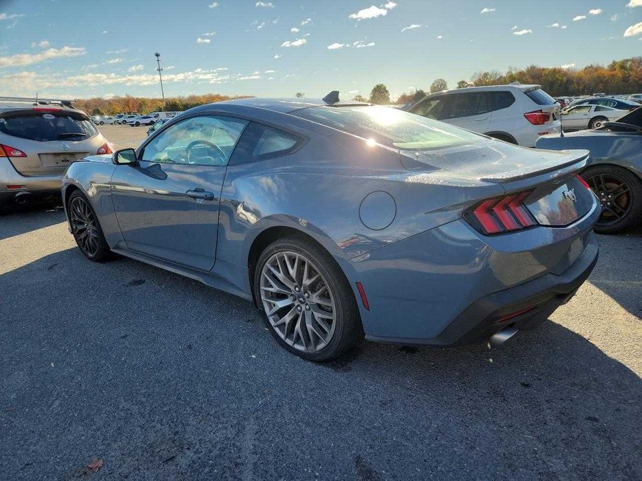 2025 Ford Mustang американська класика в дорозі