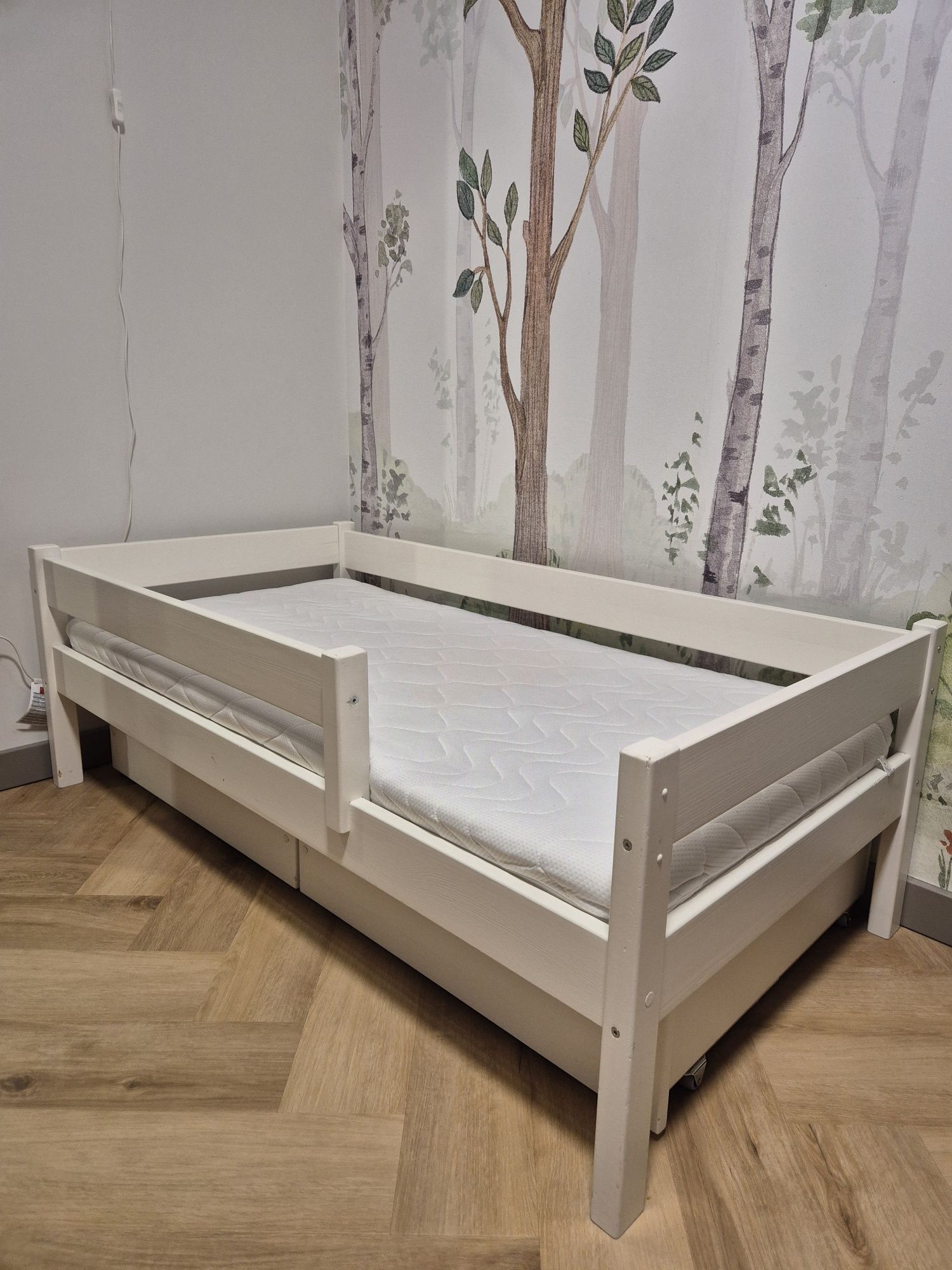Łóżko dziecięce z pojemnikiem 140x70
