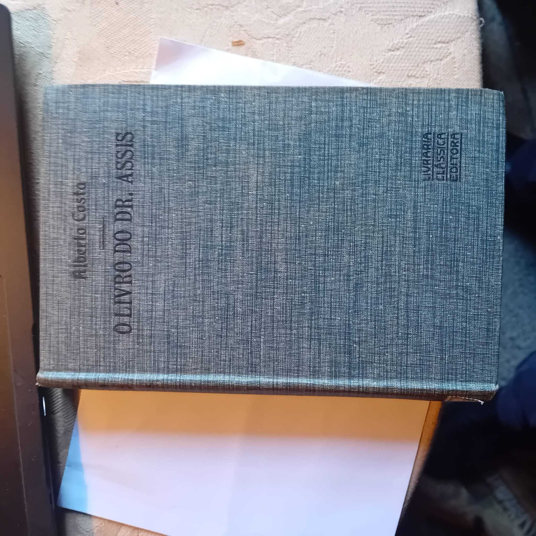 Alberto Costa, O livro do Dr. Assis