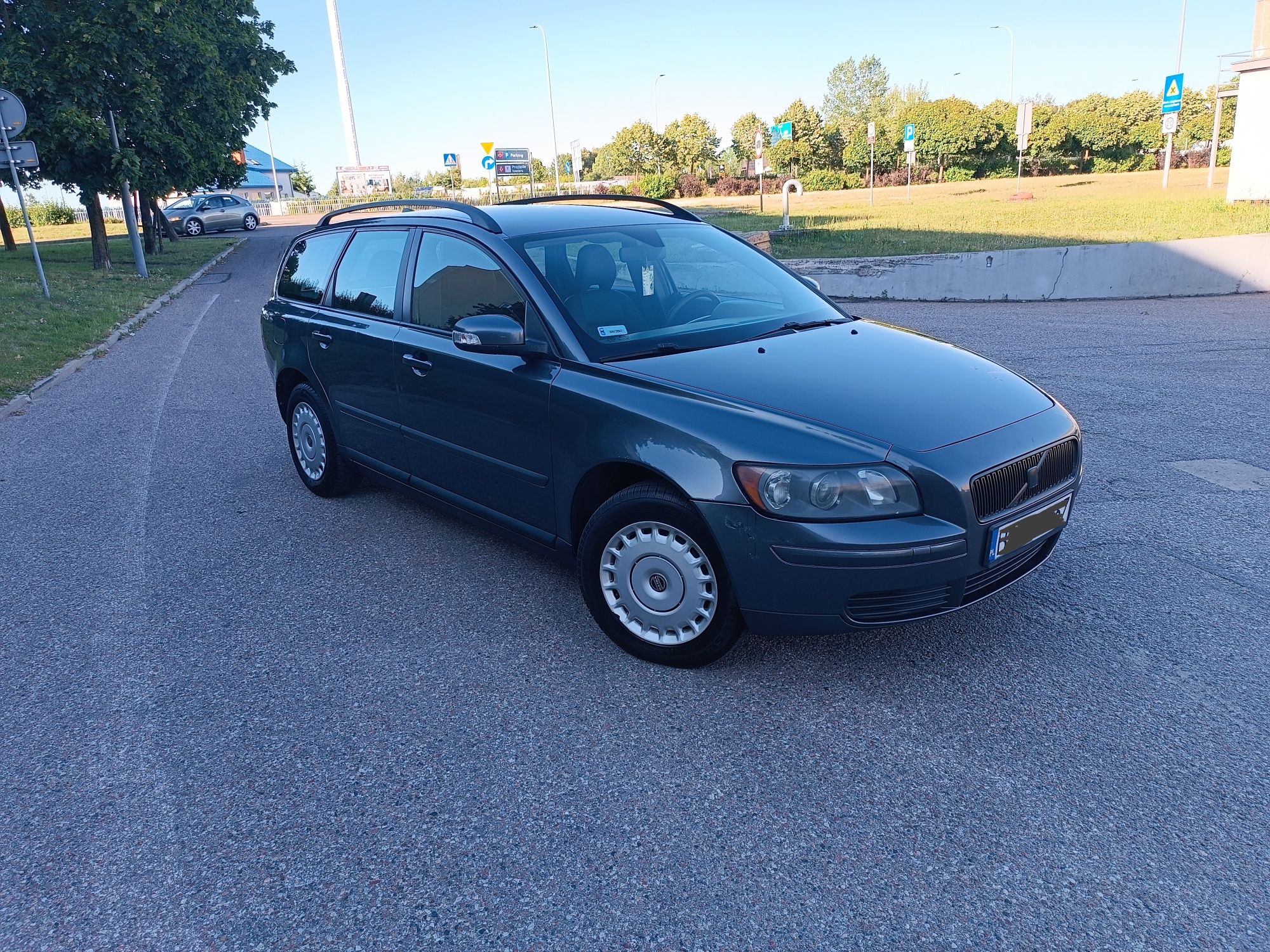 Volvo V50 1.6 HDi ładne doinwestowane klima nowe opony super stan !!