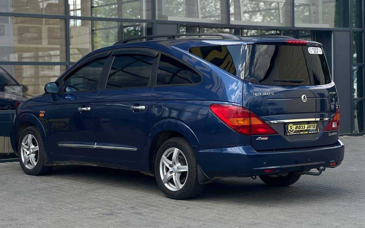 SsangYong Rodius 2008