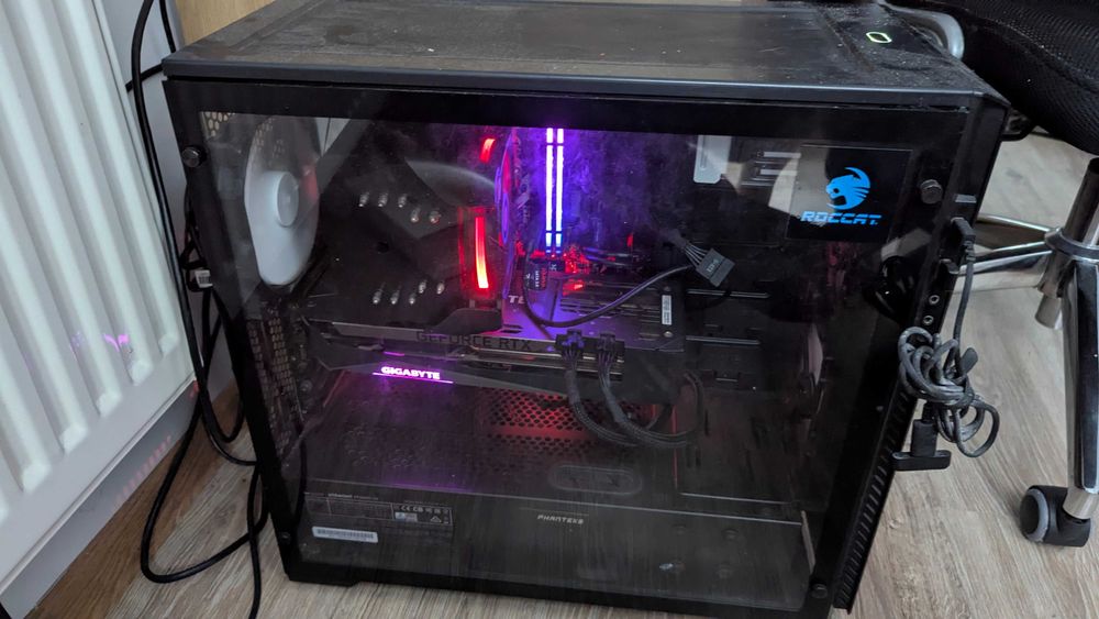 Komputer Gamingowy r5 3600/RTX 3070ti/16GB/1TB