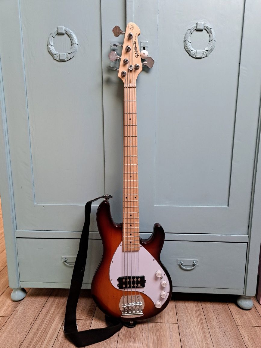 Gitara basowa Waldeman, Brazylia