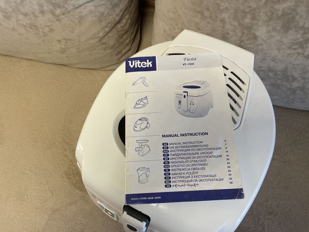 Фритюрница Vitek VT-1531