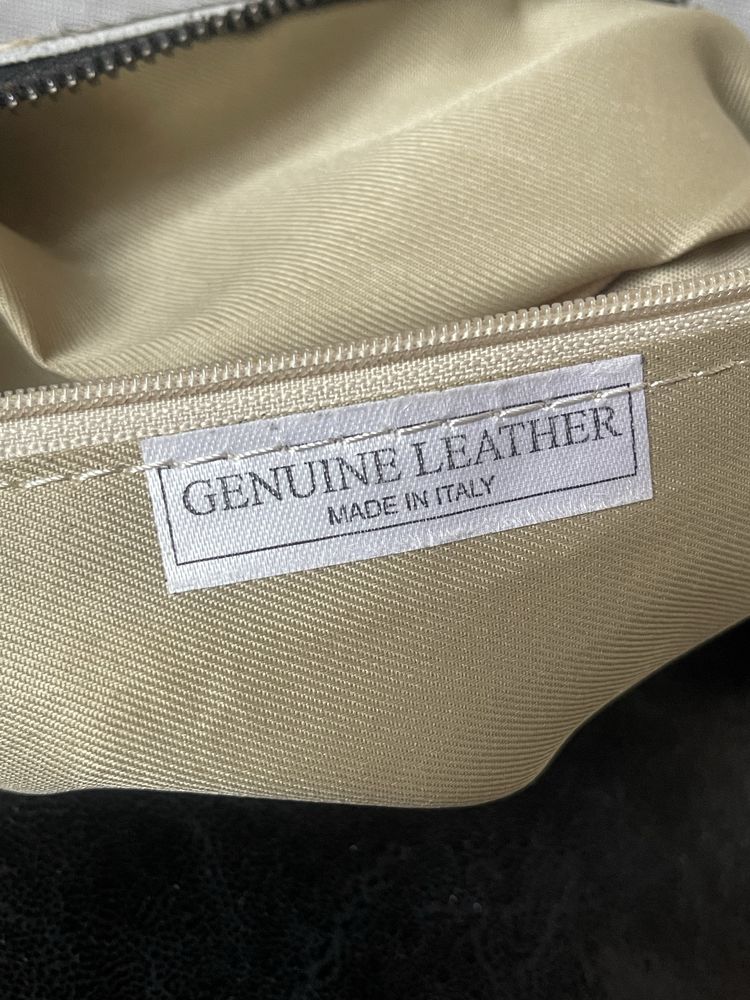 Кожаная эффектная сумка Genuine Leather
