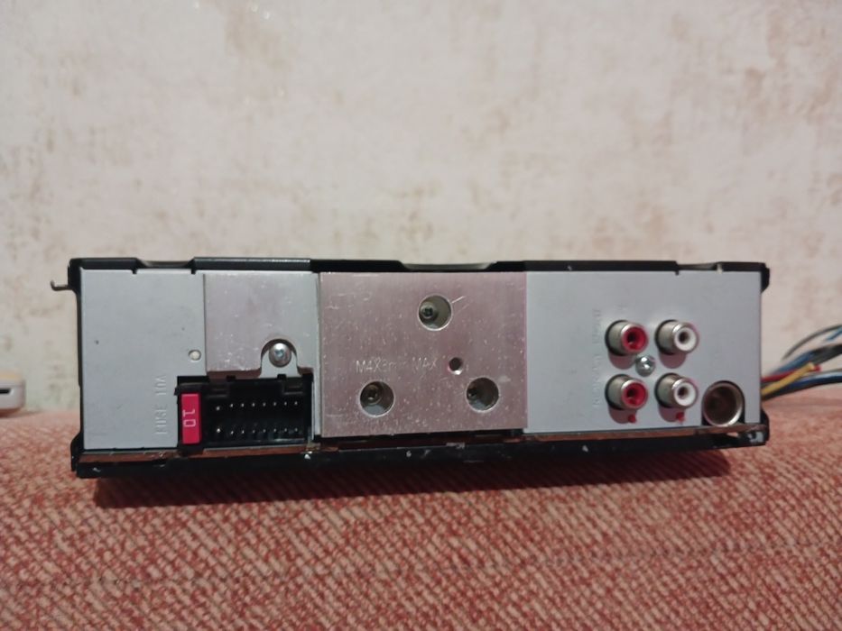 Продам магнітолу KENWOOD оригінал