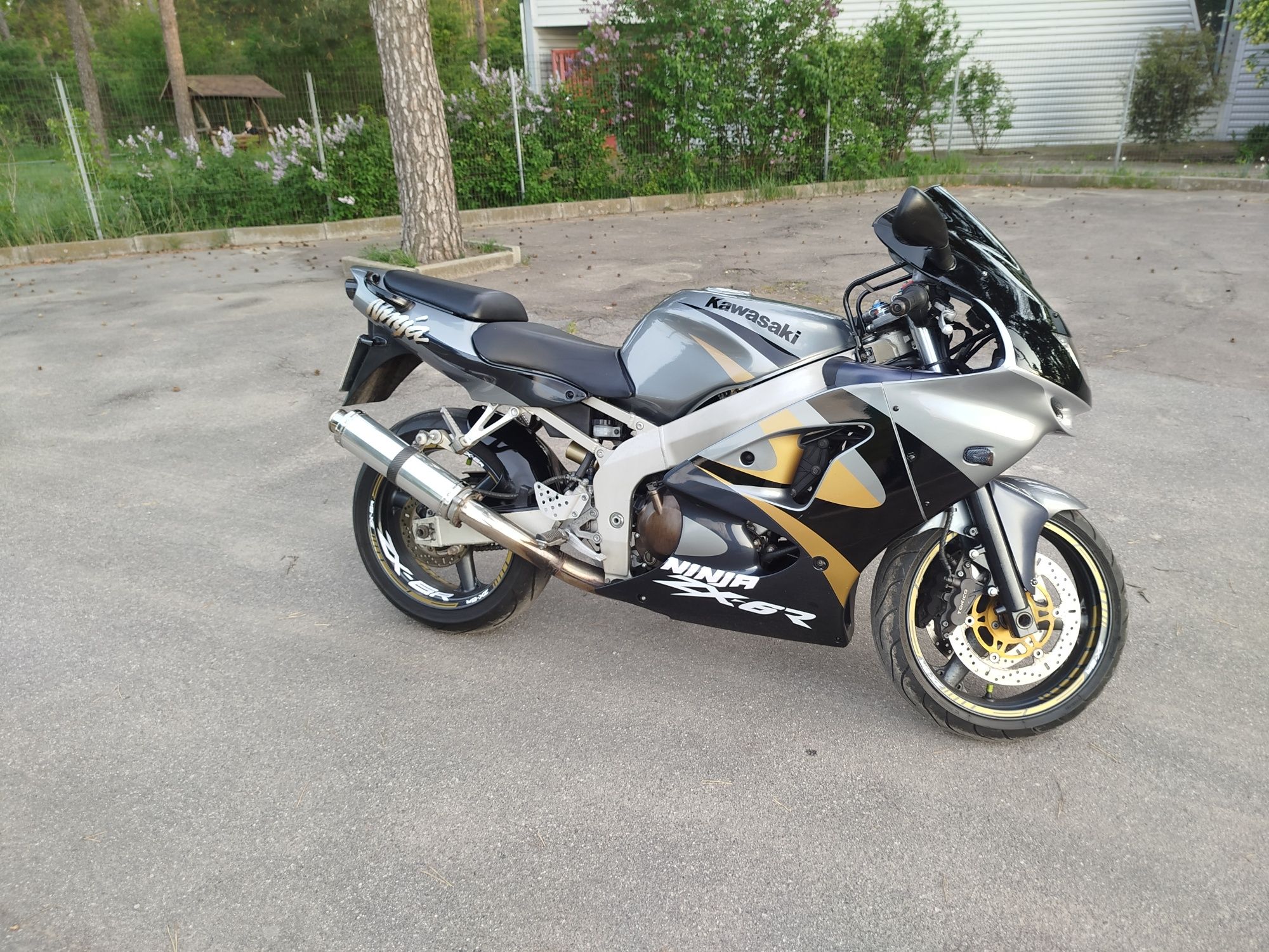 Kawasaki zx6r 2001року