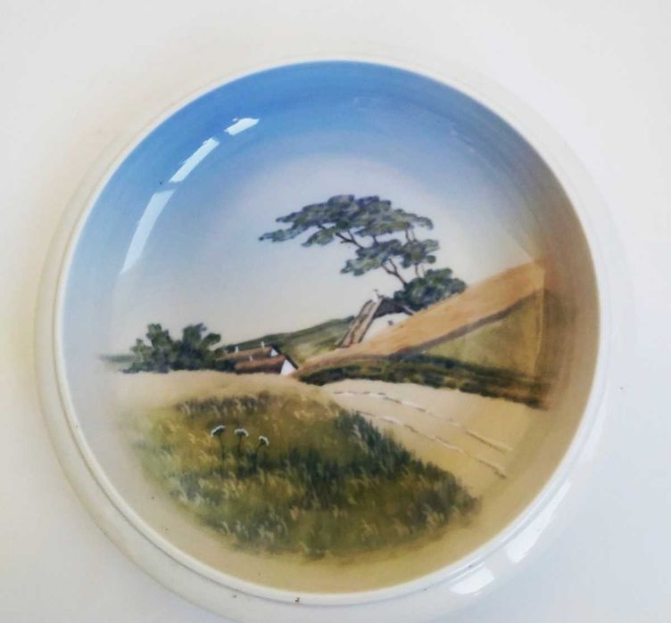 Антикварное блюдо (салатник)