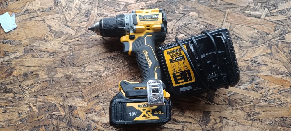 Wkrętarka DeWalt dcd 800 Aku 4ah ładowarka
