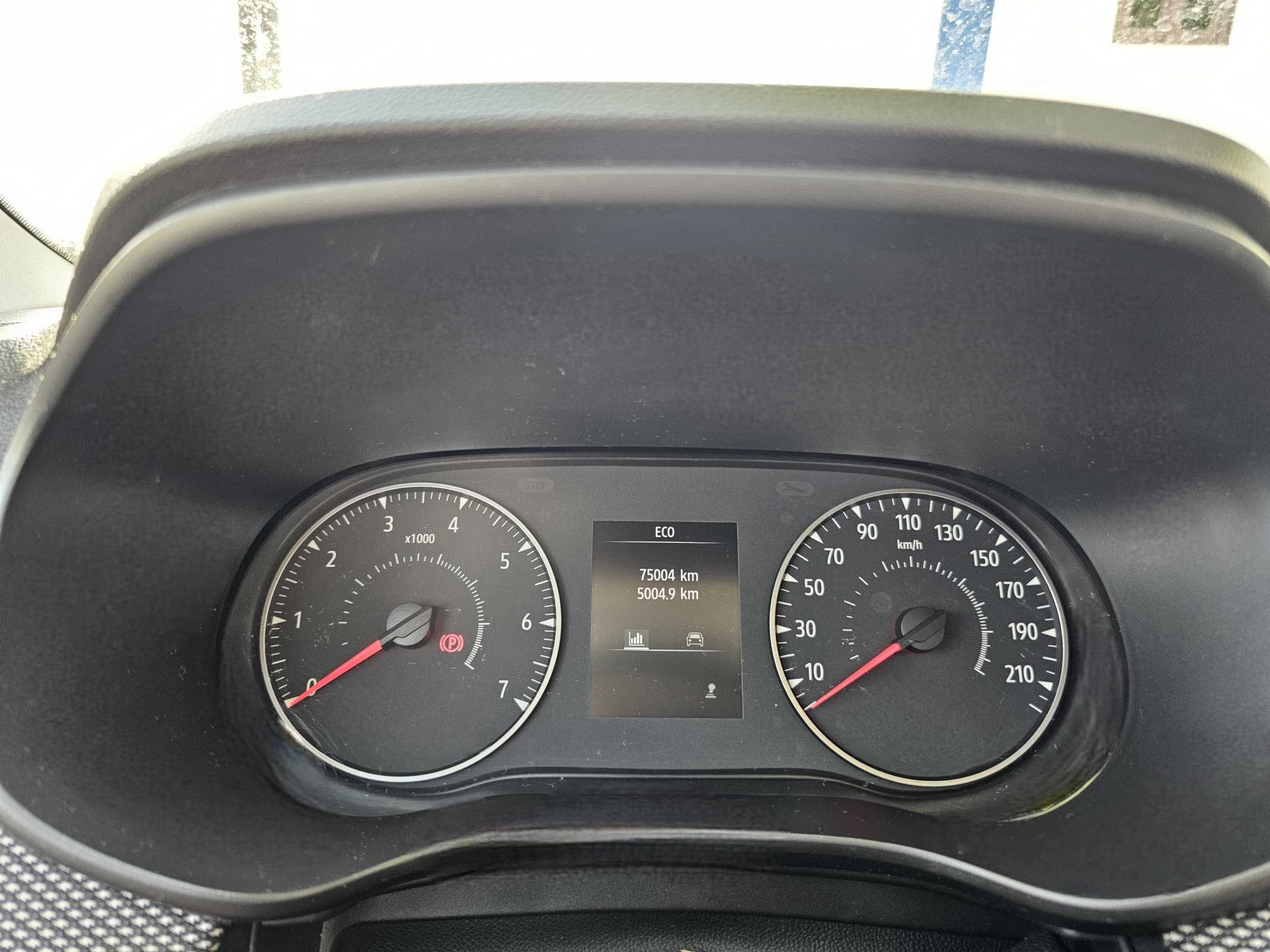 Oportunidade Única! Carro Impecável, Econômico e Pronto pra Rodar!