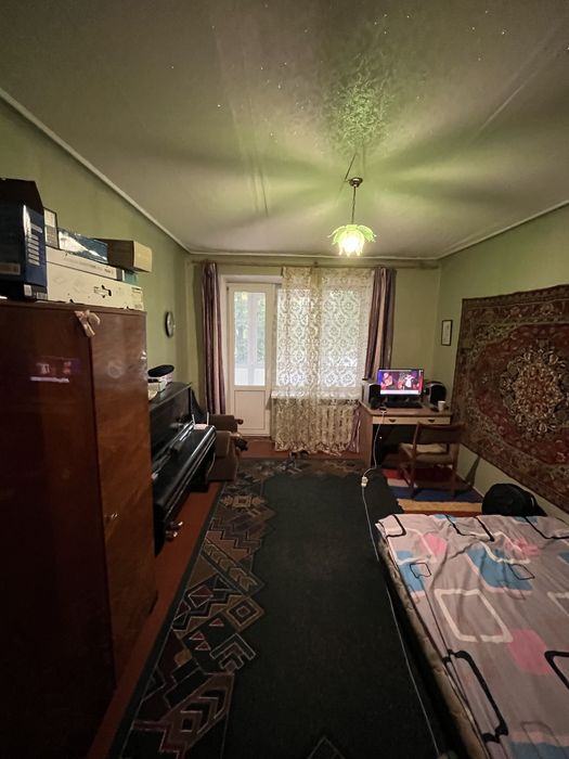 Продаж 2 к квартири чешка центральна часиина міста