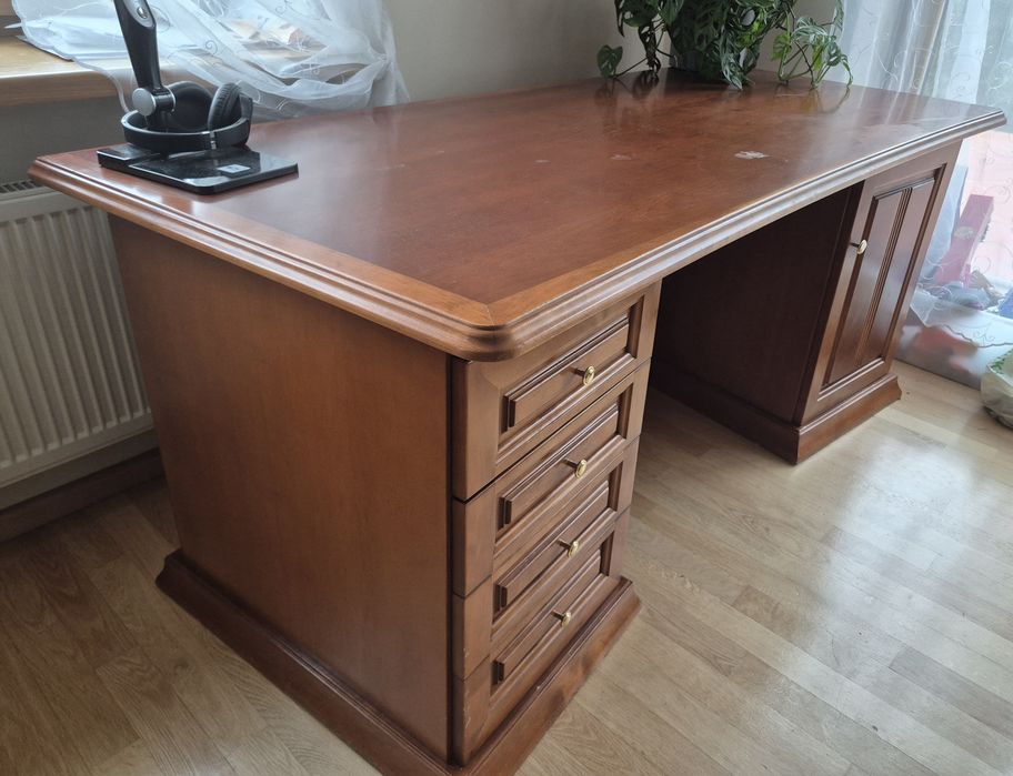 Biurko, regał, komoda- zestaw mebli drewnianych, drewno