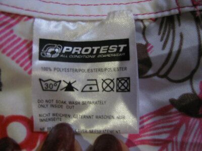 Шорты летние р. S пляжные Protest евро 38 мужские