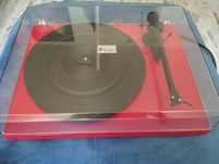 Gramofon Pro-Ject . W pełni sprawny