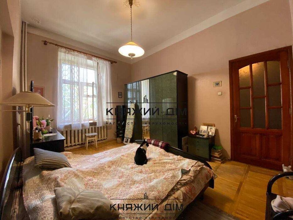 Продаж 3 кімнатна квартира м. Олімпійська КОД 21147044