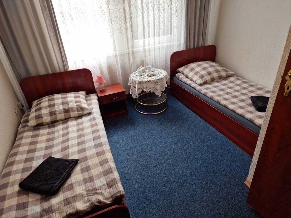 Noclegi tanio nocleg pokój z łazienką Mostowa 13 Kędzierzyn-Koźle Azot