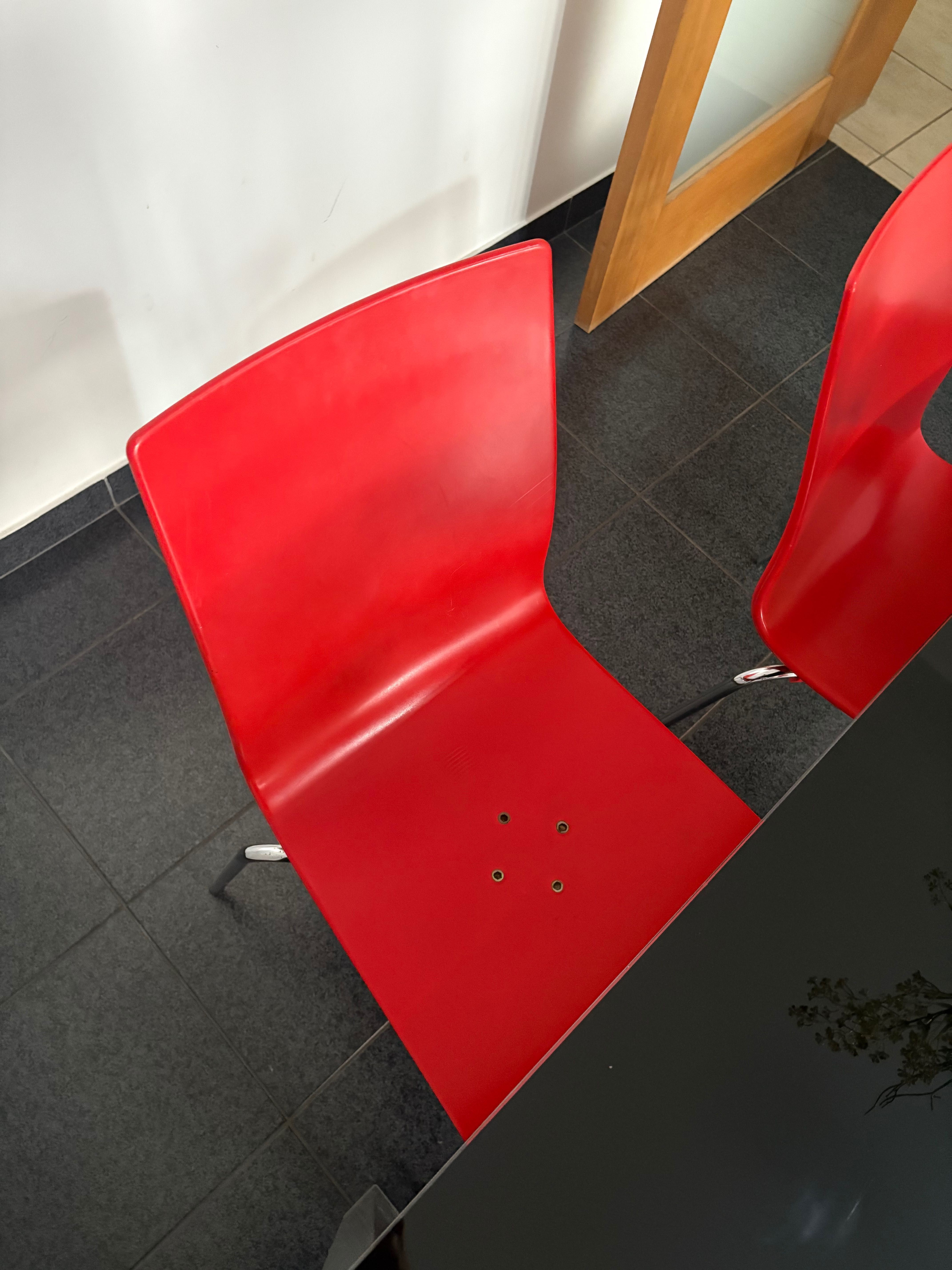 Conjunto mesa e cadeiras