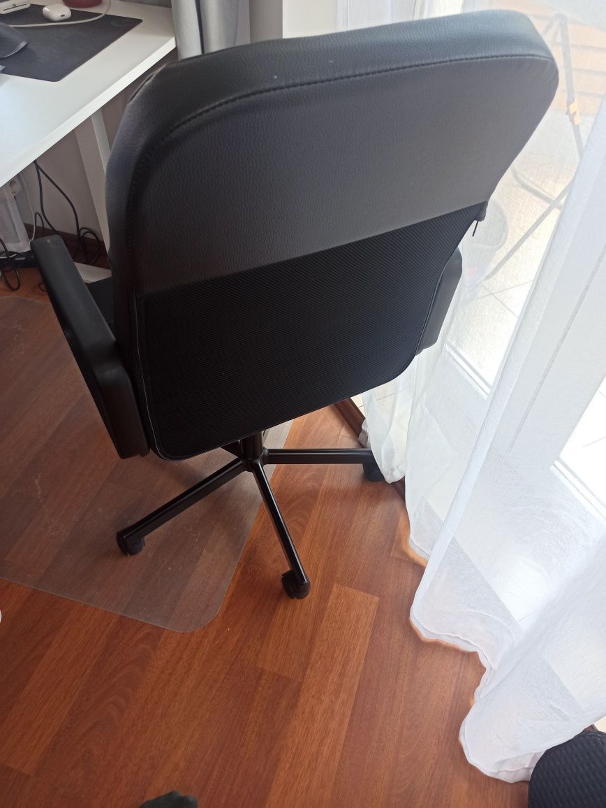 krzesło biurowe IKEA RENBERGET